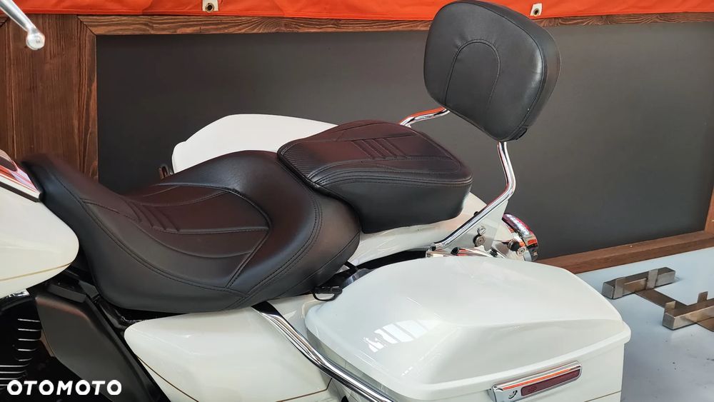 Harley-Davidson Touring Ultra Limited - 28