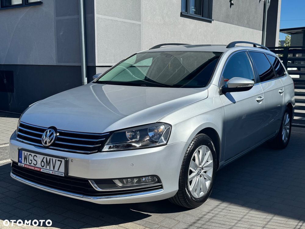 Volkswagen Passat 1.6 TDI Comfortline - 14