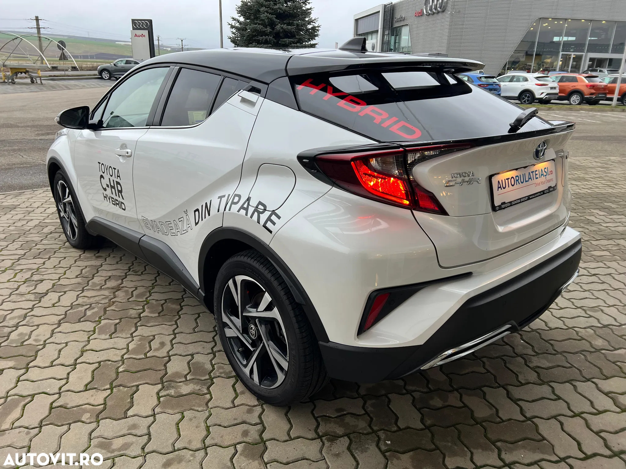 Toyota C-HR 2.0 HSD 184 CP 4x2 CVT Style - 6