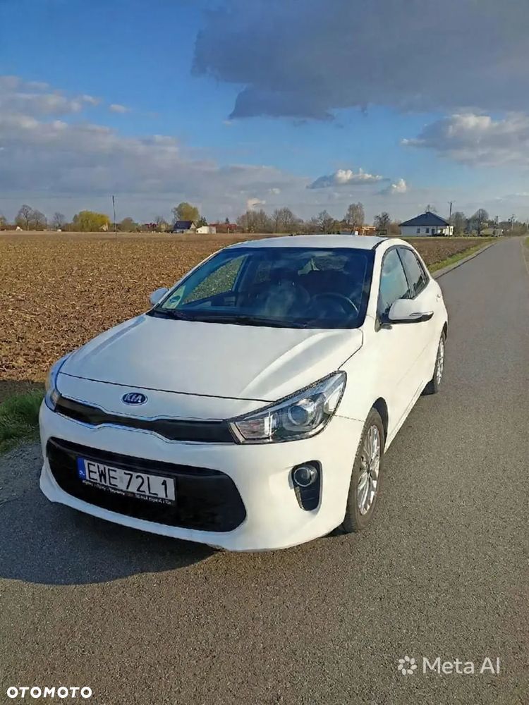 Kia Rio 1.4 L - 5
