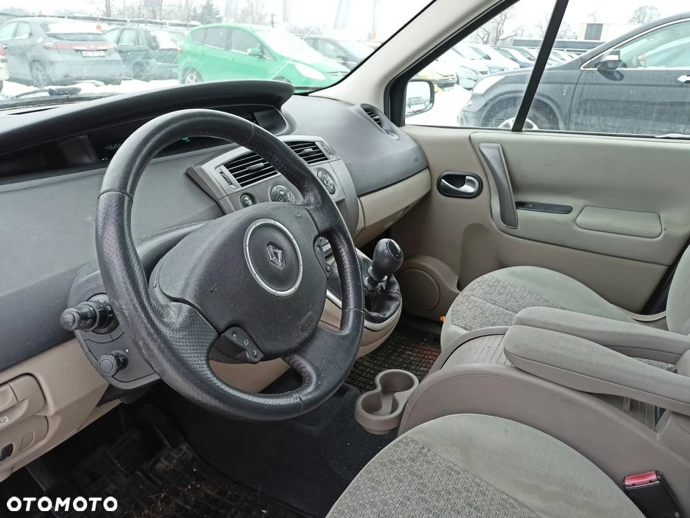 Renault Grand Scenic - 7