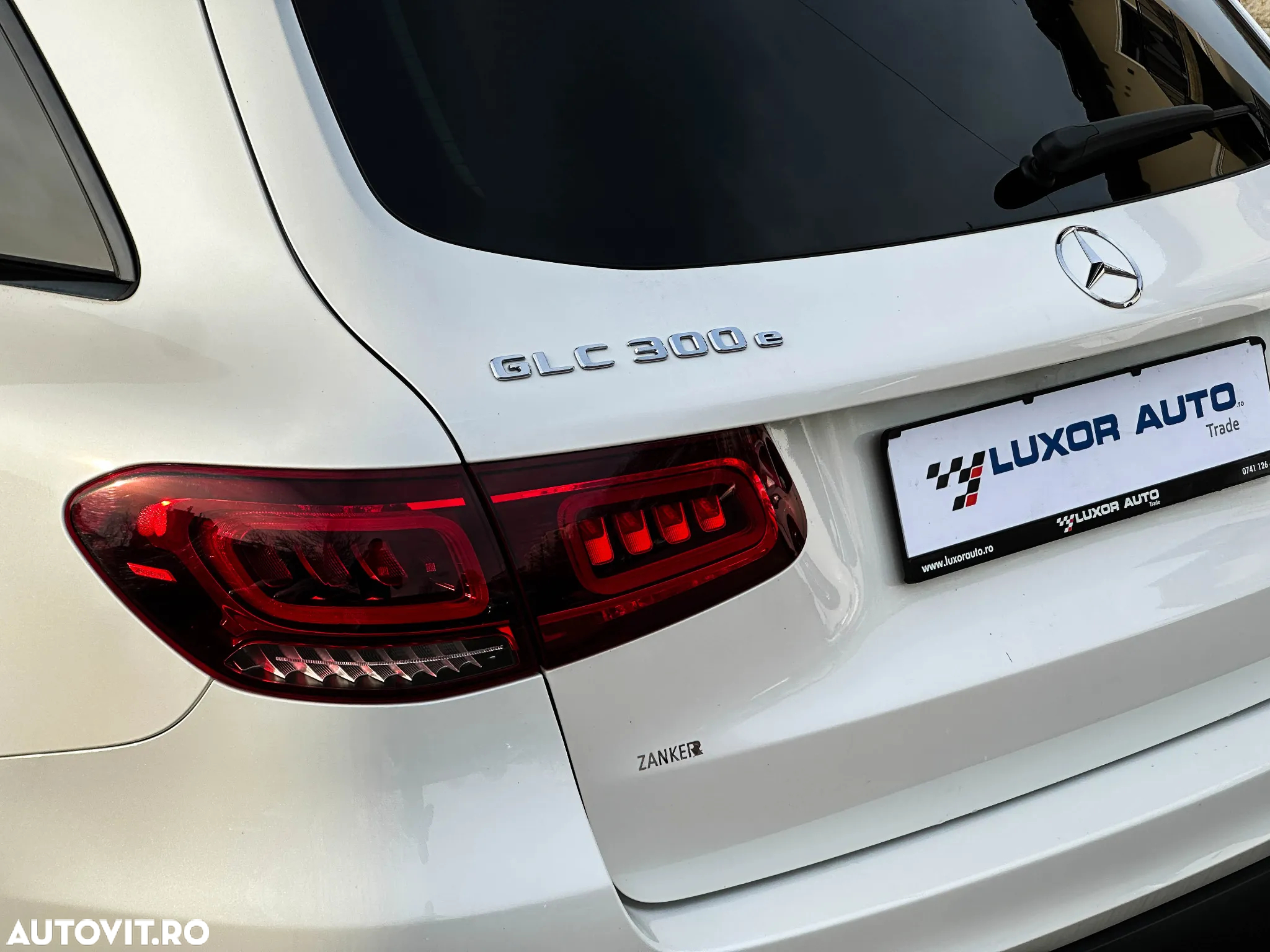 Mercedes-Benz GLC 300 e 4Matic 9G-TRONIC - 9