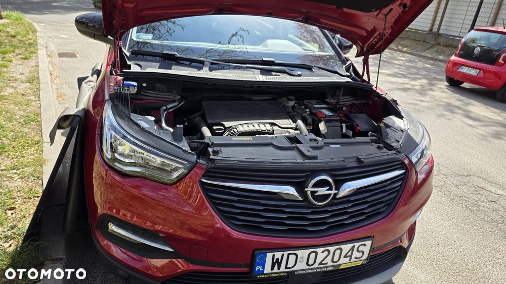Opel Grandland X 1.2 T GPF Design&Tech S&S - 9