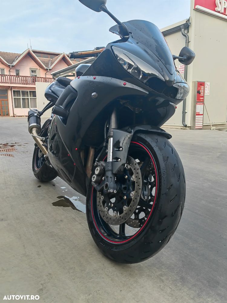 Yamaha R6 - 2