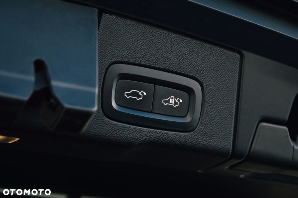 Volvo XC 60 B5 D AWD Inscription - 36