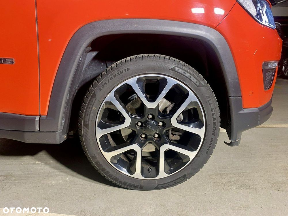 Jeep Compass - 10