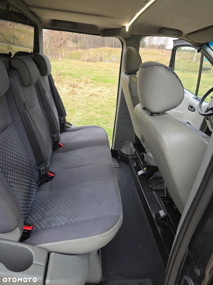 Renault Trafic - 10