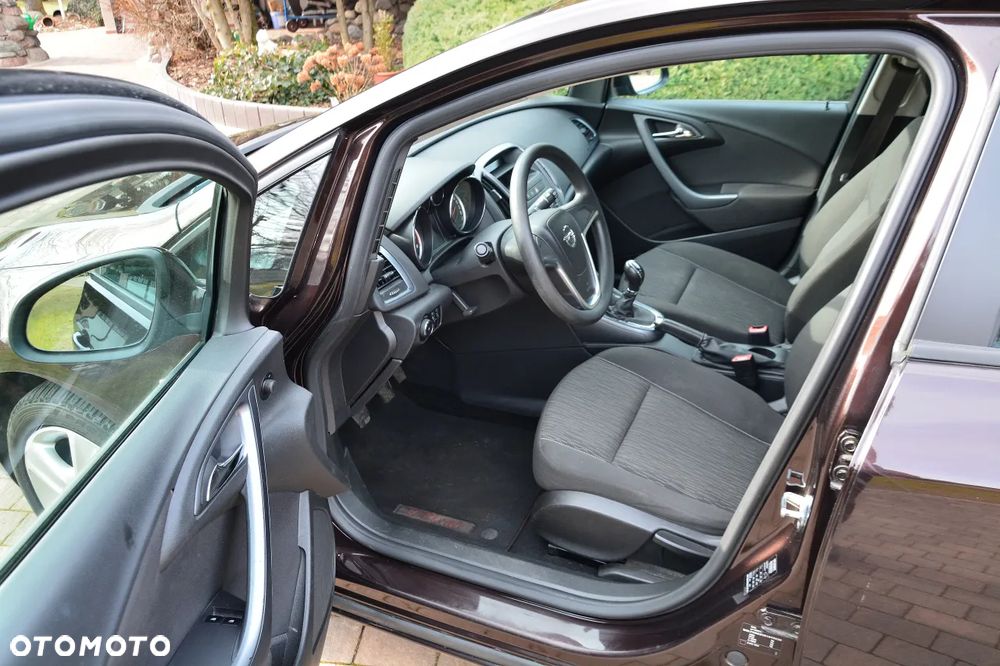 Opel Astra 1.4 ecoFLEX - 7