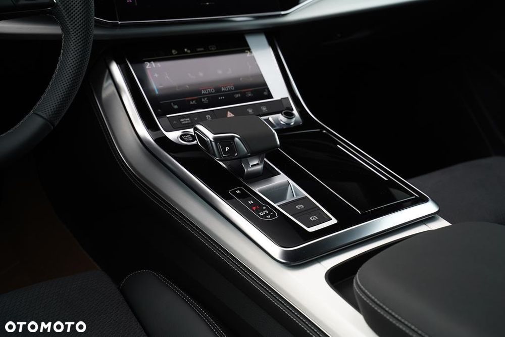 Audi Q7 ver-50-tdi-mhev-quattro-s-line-tiptr - 12