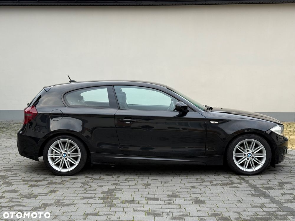 BMW Seria 1 2009 photo 4