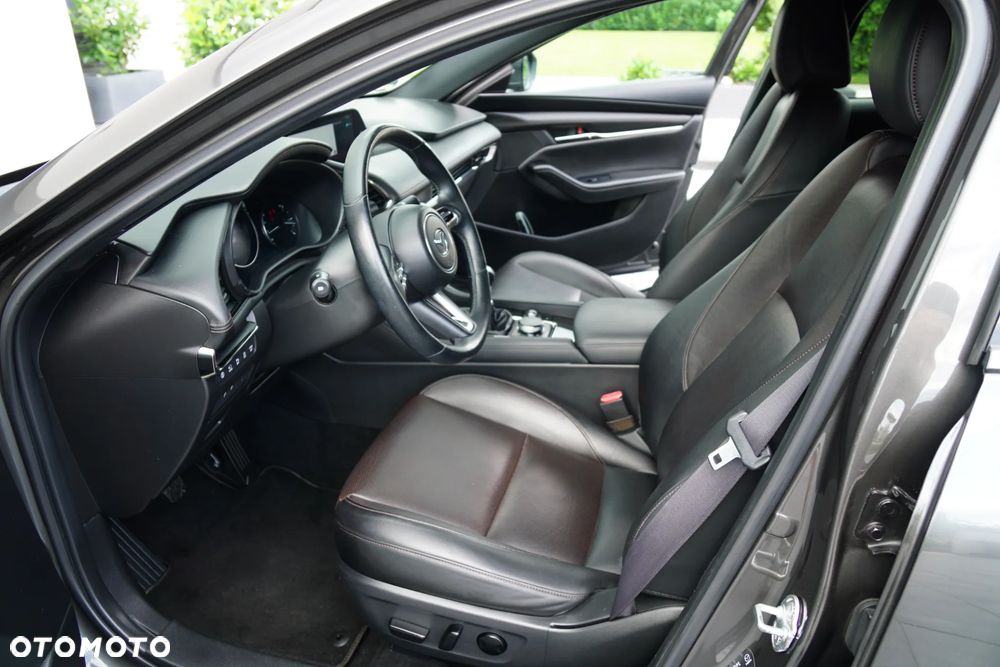 Mazda 3 e-SKYACTIV-G 2.0 M HYBRID SELECTION - 24