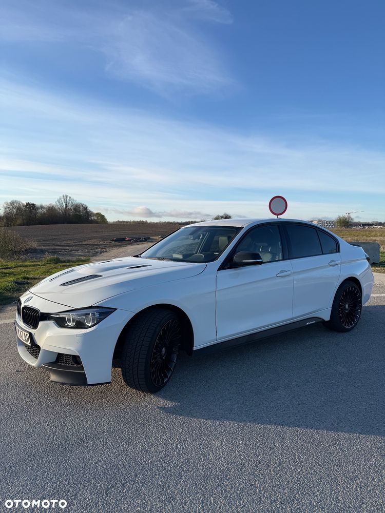 BMW Seria 3 330i GPF xDrive M Sport Shadow sport - 4