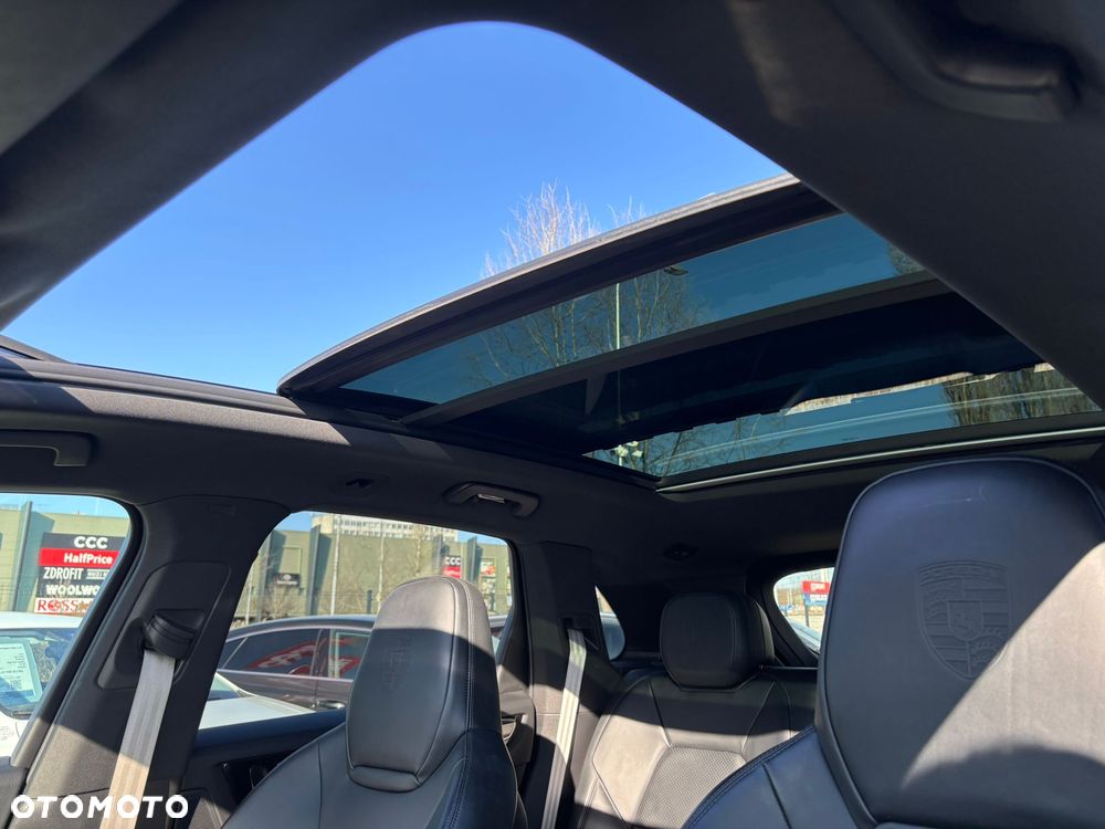 Porsche Cayenne Platinum Edition - 34