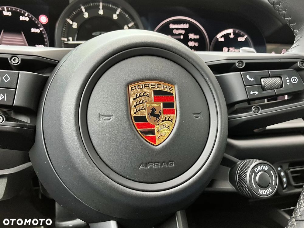 Porsche 911 - 23