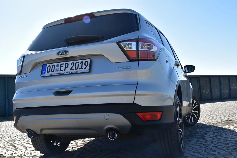 Ford Kuga 1.5 EcoBoost 4x4 Titanium - 30