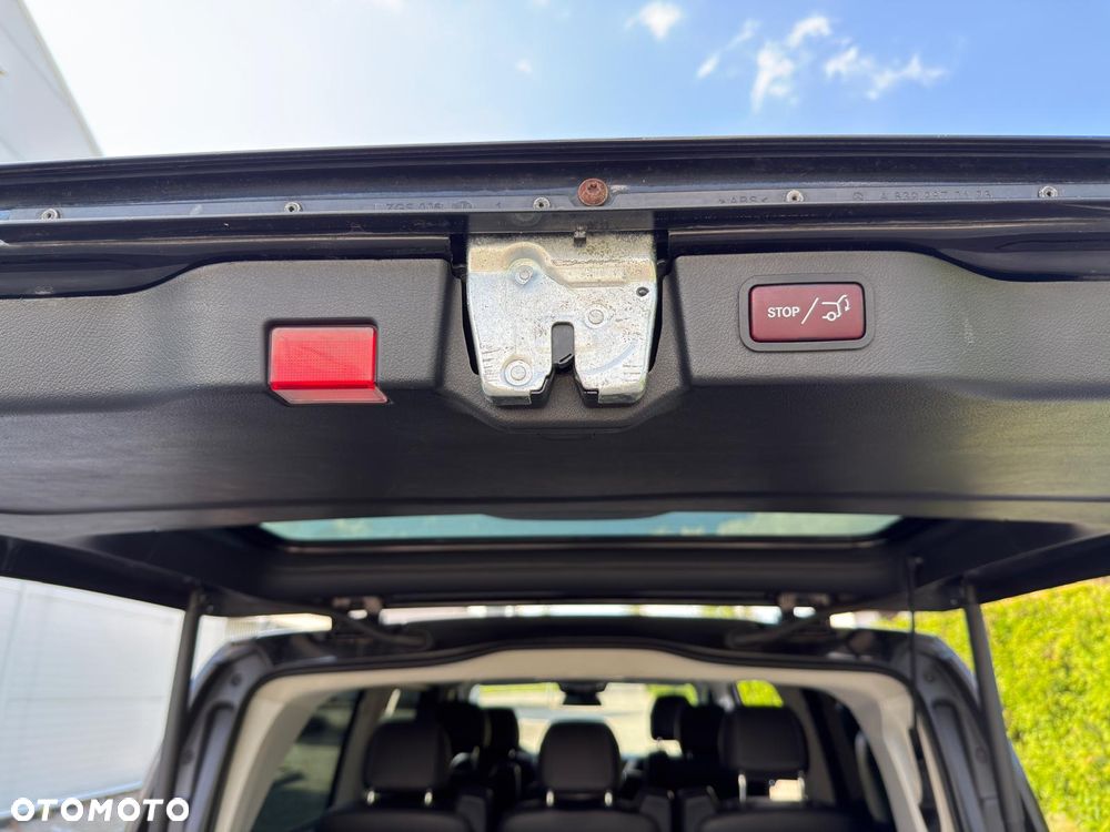 Mercedes-Benz Klasa V 250 (BlueTEC) d lang 7G-TRONIC - 31