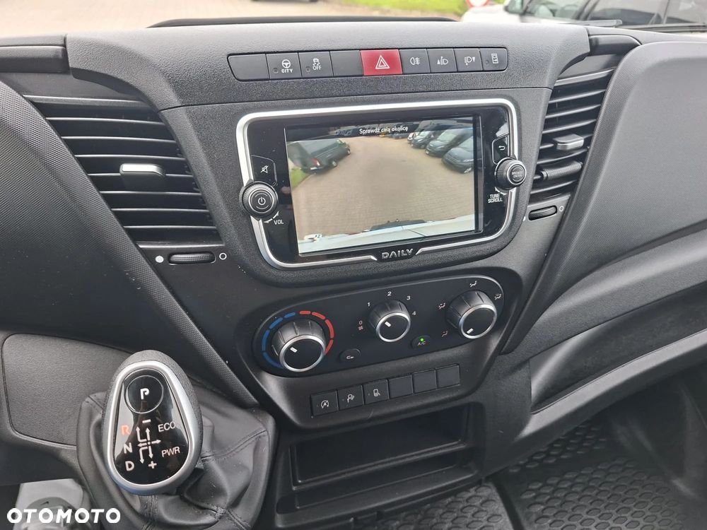 Iveco 35S14A8V 16m3 Automat kamera cofania HAK - 11