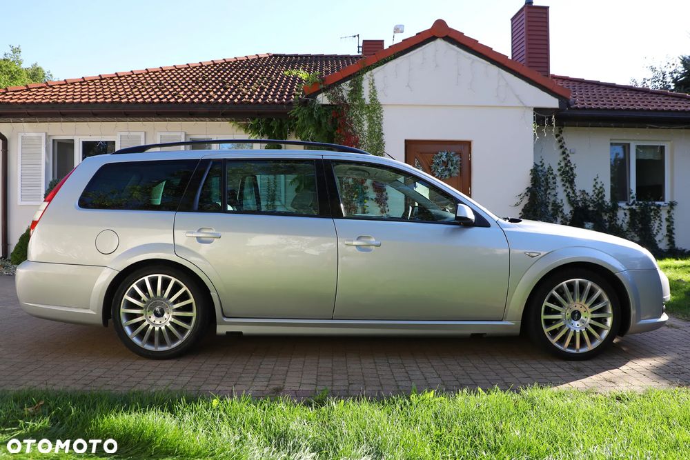 Ford Mondeo V6 ST 220 - 5