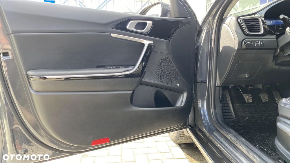 Kia XCeed 1.5 T-GDI Business Line - 10