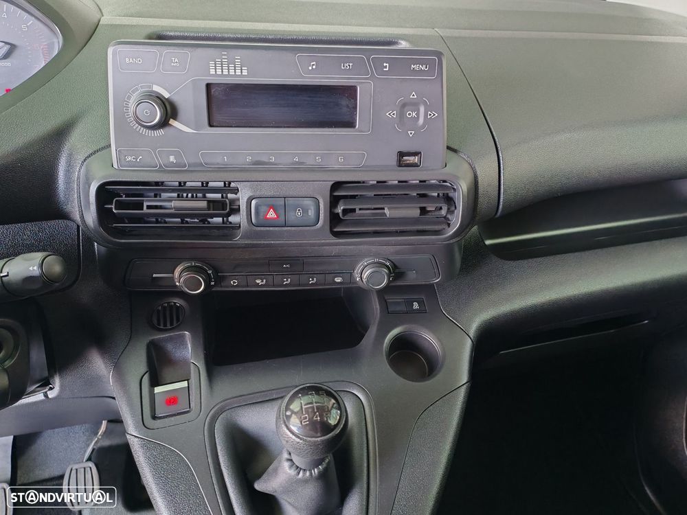 Peugeot Partner 1.5 BlueHDi Pro Standard - 11