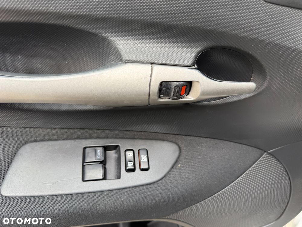 Toyota Auris 1.6 VVT-i Luna - 17