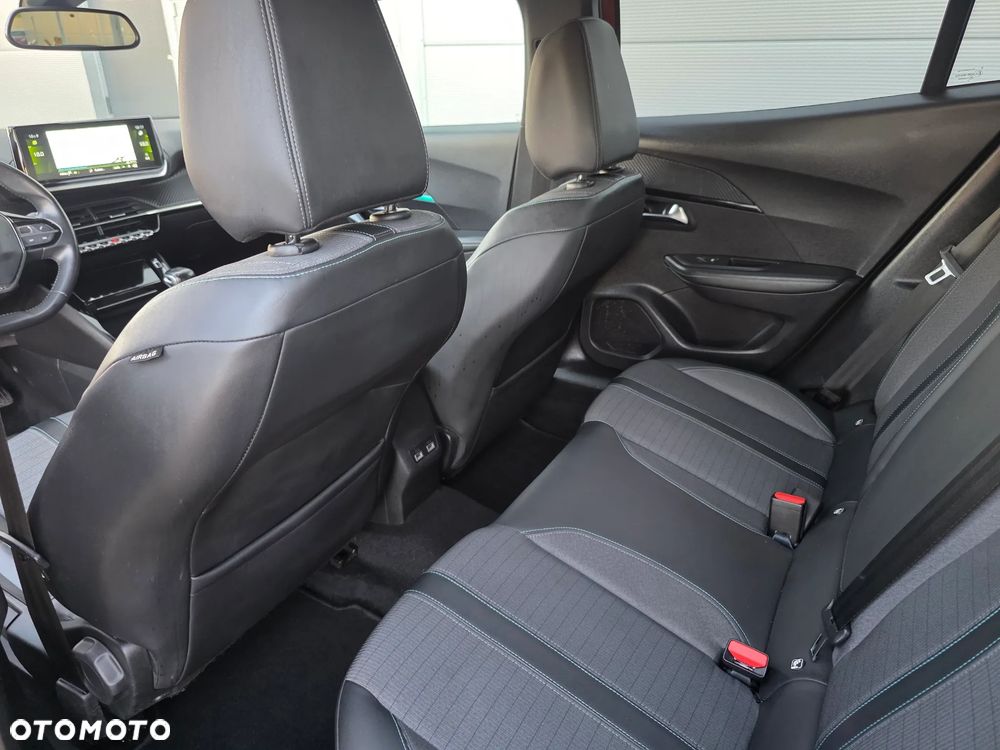 Peugeot 2008 BlueHDi 110 Allure Pack - 33