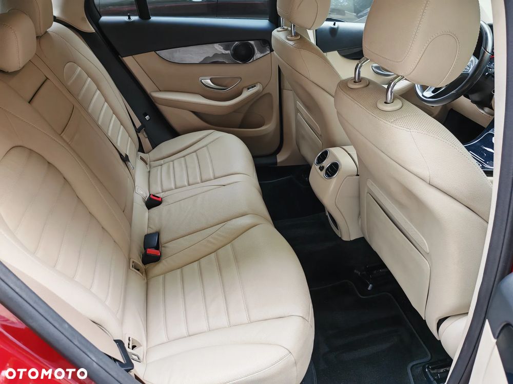 Mercedes-Benz GLC 250 4-Matic - 21