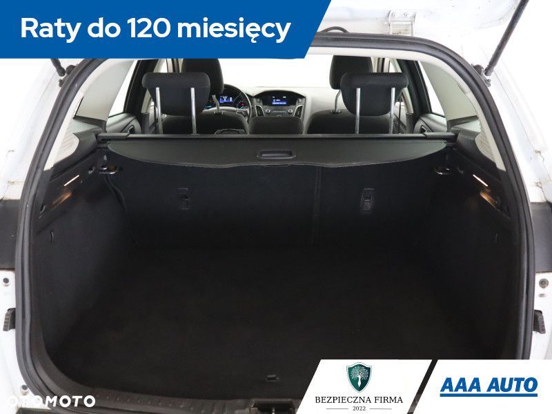 Ford Focus SW - 16
