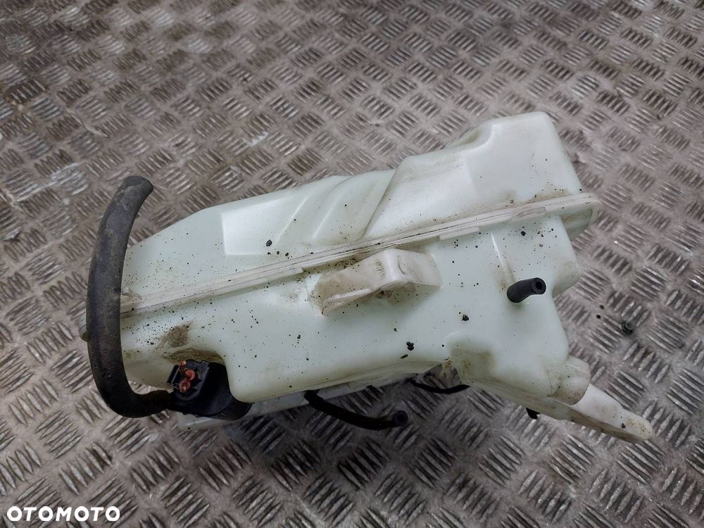 ZBIORNICZEK PŁYNU SPRYSKIWACZY XENON BMW E60 E61 7055349 8377613 - 2