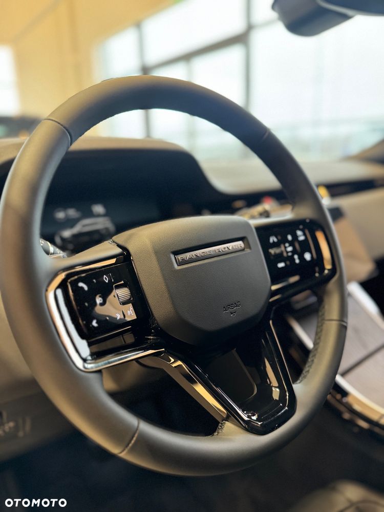 Land Rover Range Rover Evoque - 11