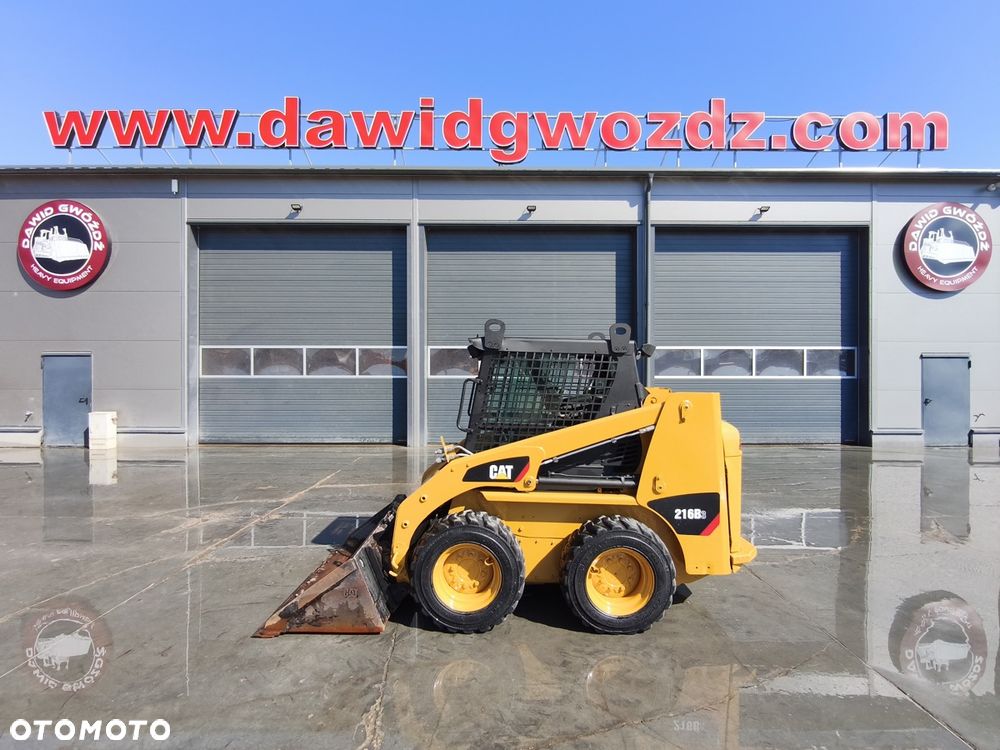 Caterpillar 216B3 - 4