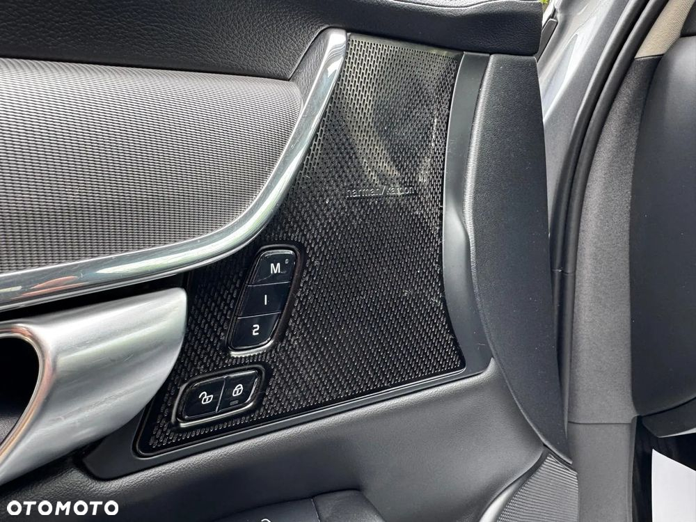 Volvo S90 D4 Inscription - 37