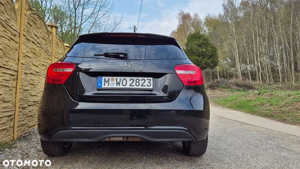 Mercedes-Benz Klasa A 180 (BlueEFFICIENCY) Urban - 3