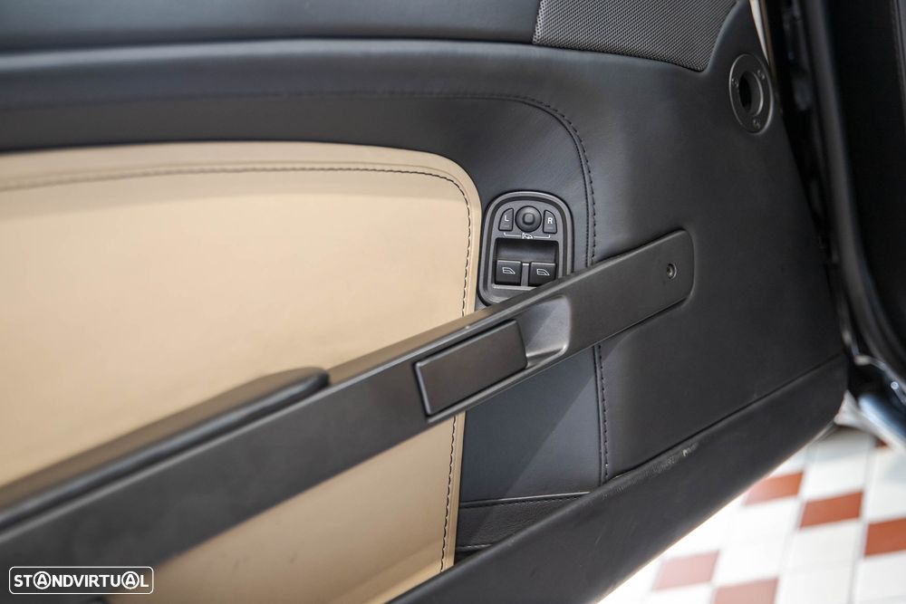 Aston Martin Vantage Coupe V8 Sportshift - 23