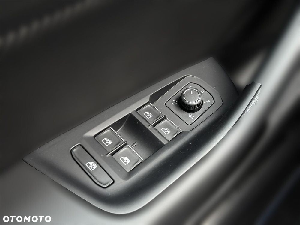 Volkswagen Arteon 2.0 TSI 4Motion R DSG - 17