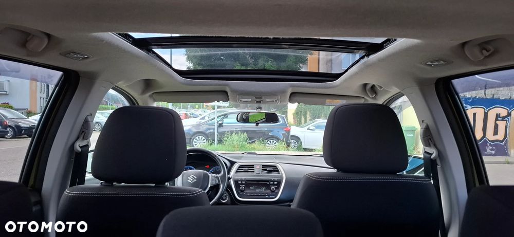 Suzuki SX4 S-Cross 1.6 DDiS Premium 4WD - 16