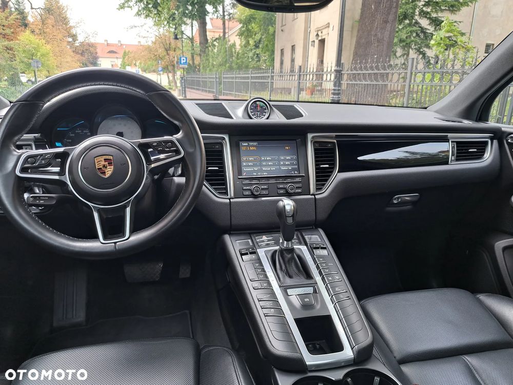 Porsche Macan - 13