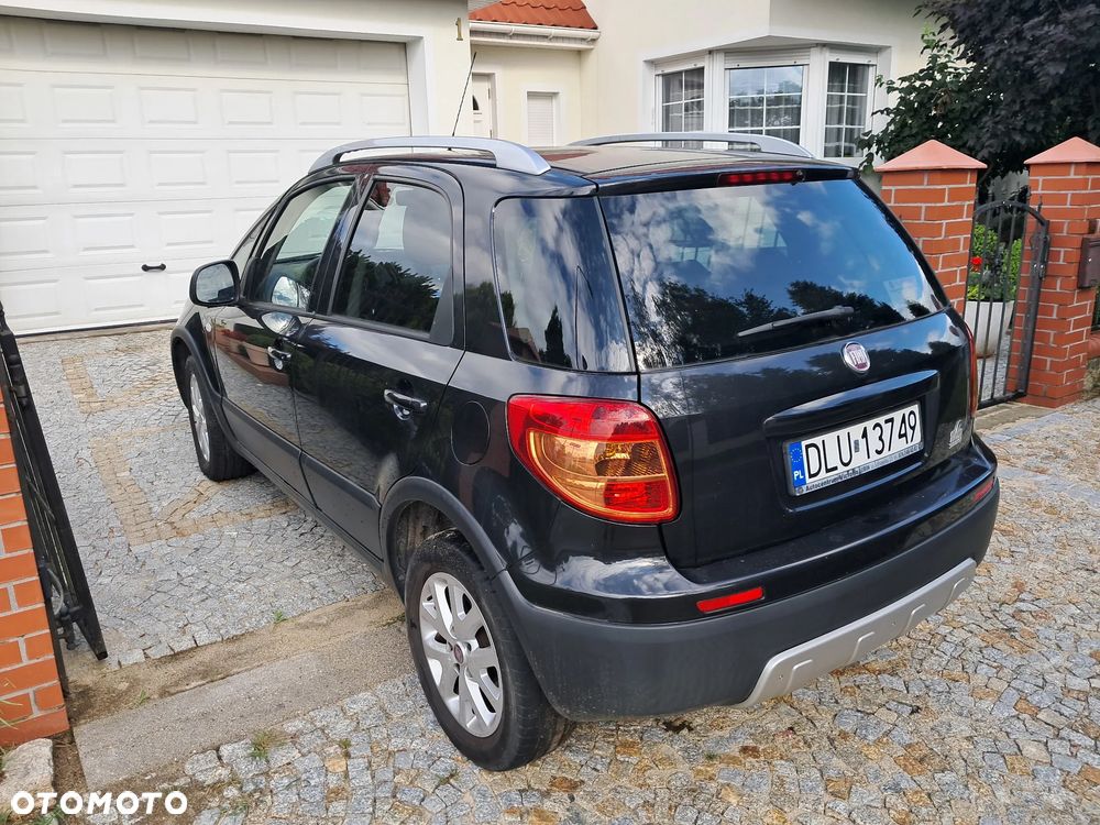 Fiat Sedici 1.6 16V 4x4 Emotion - 3