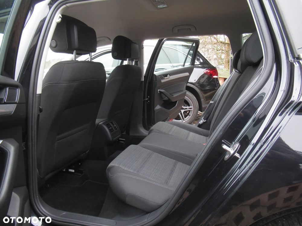 Volkswagen Passat 1.5 TSI EVO Business DSG - 8