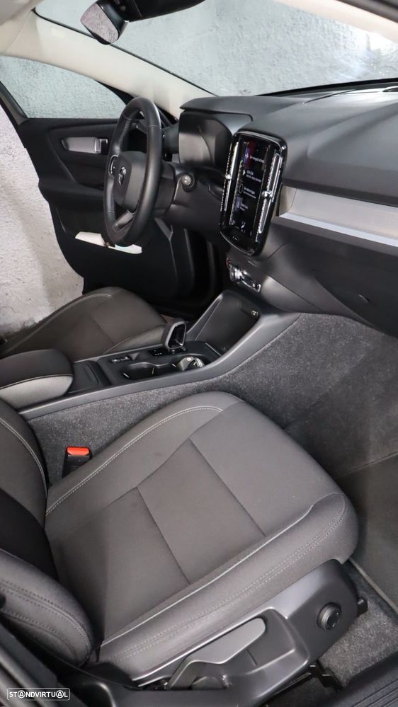 Volvo C40 - 8