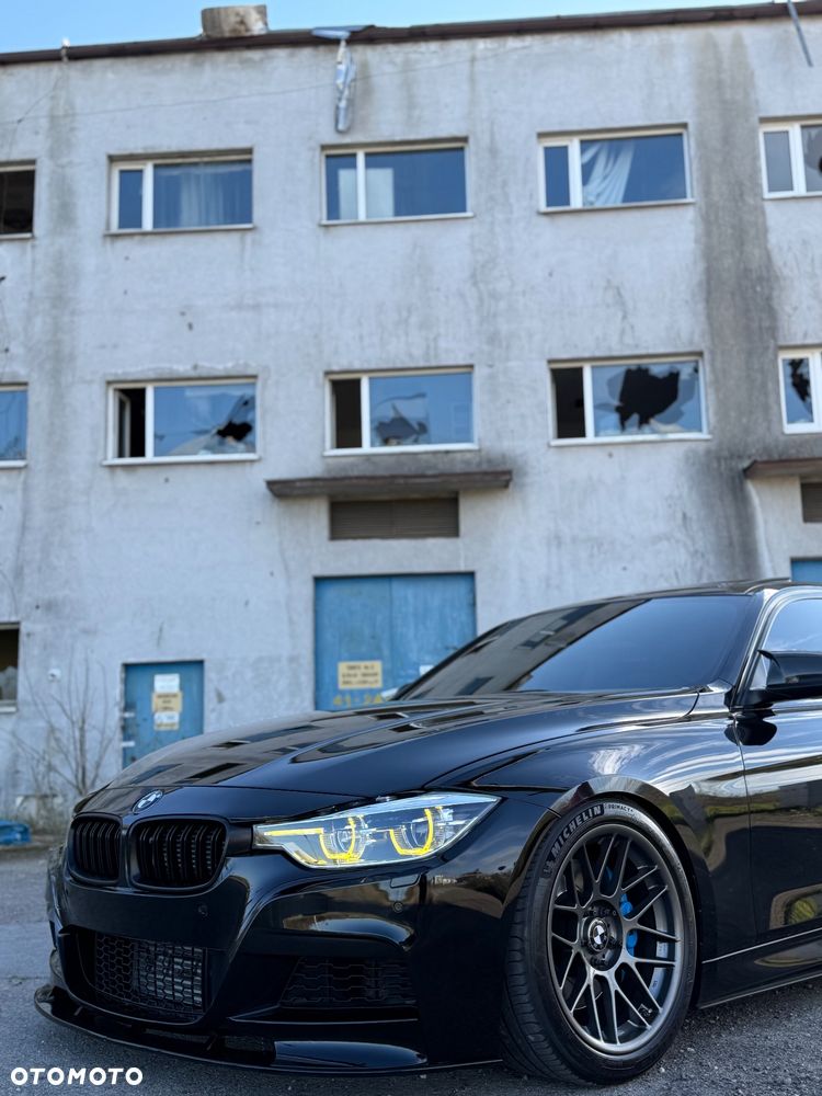 BMW Seria 3 335i - 12