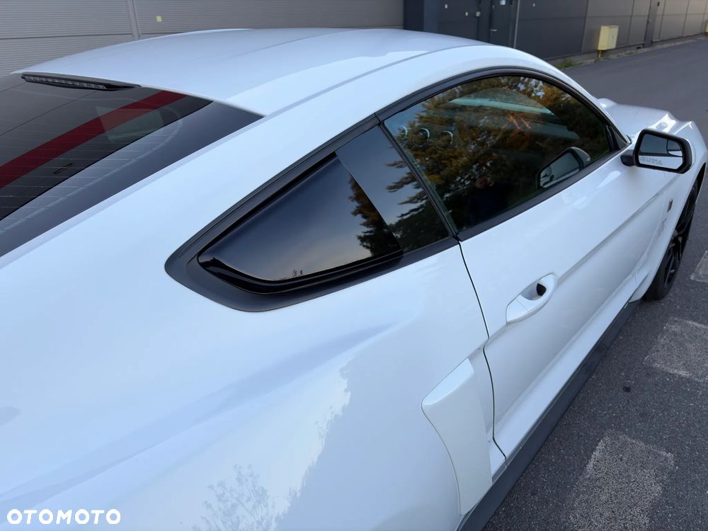 Ford Mustang 3.7 V6 - 13