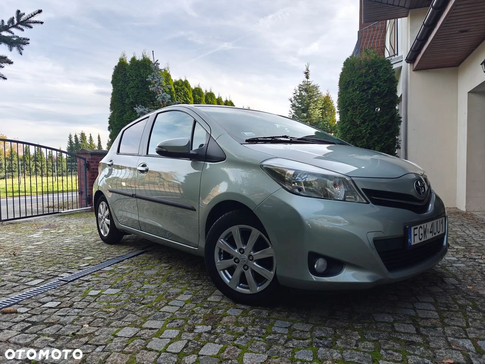 Toyota Yaris 1.33 Prestige - 3