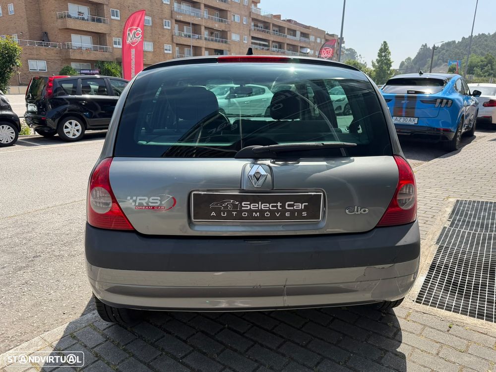 Renault Clio 1.2 16V Expression - 8