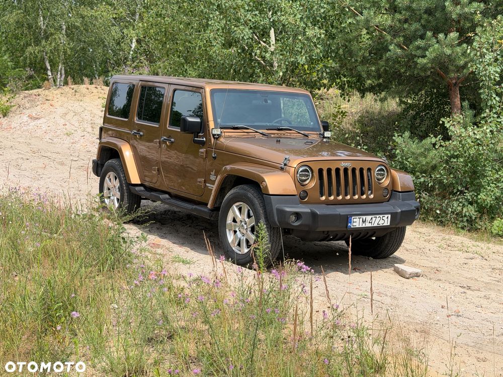 Jeep Wrangler Unlimited 3.8 Sahara - 8