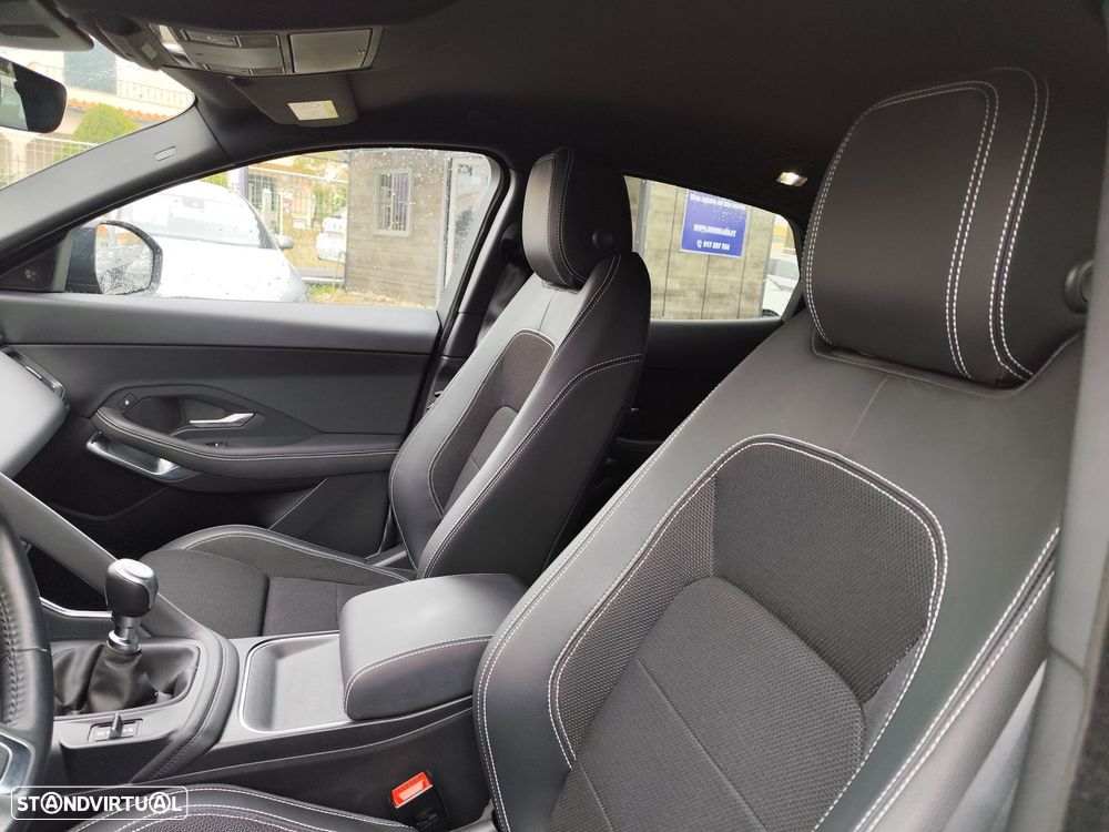 Jaguar E-Pace 2.0 i4D R-Dynamic - 16