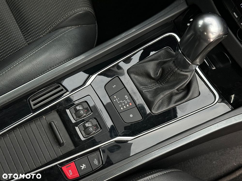 Peugeot 508 1.6 e-THP Allure S&S - 12