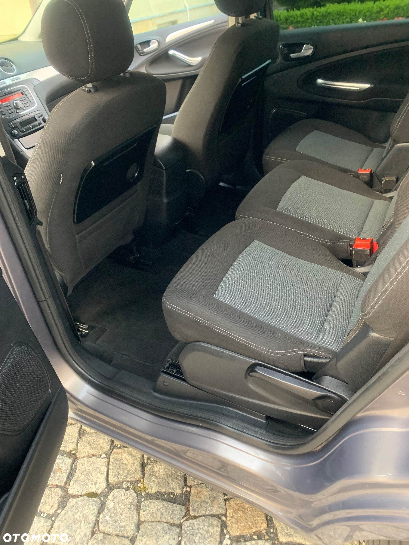 Ford Galaxy 2.0 TDCi Trend - 16