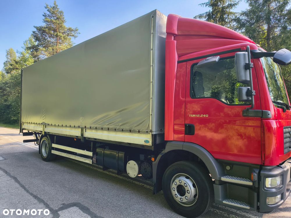 MAN TGM 12.240 /MANUALNA SKRZYNIA/KRAJOWY - 12