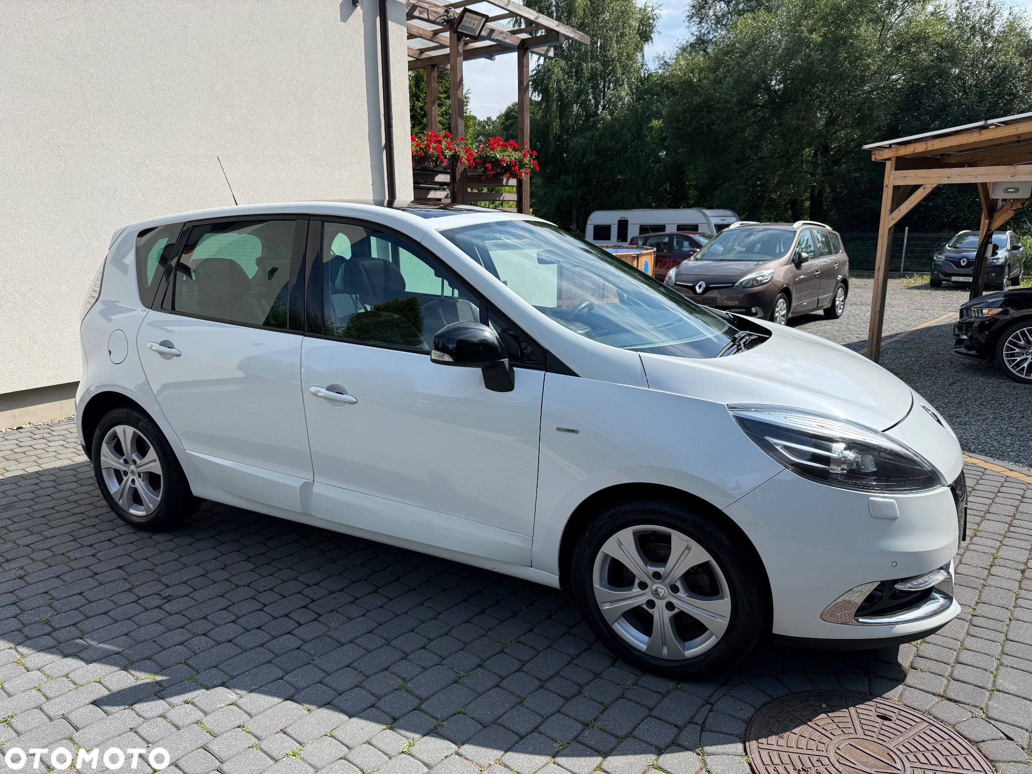 Renault Scenic 1.6 dCi Energy Bose Edition - 4